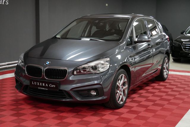 BMW 218d xDrive Active Tourer Advantage PANO AHK LED