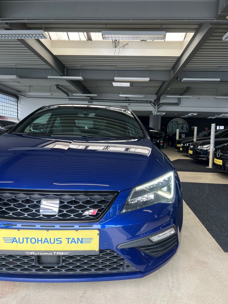 Fahrzeugabbildung SEAT Leon SC Cupra 300 *Mystery Blue* SPORTSITZE *