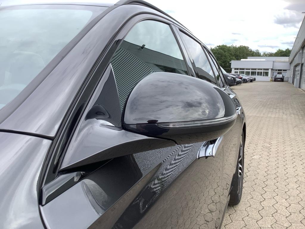 Mercedes-Benz E 220 d T AMG+MBUX+PANORAMA+DISTR+TOTW+NIGHT+AHK