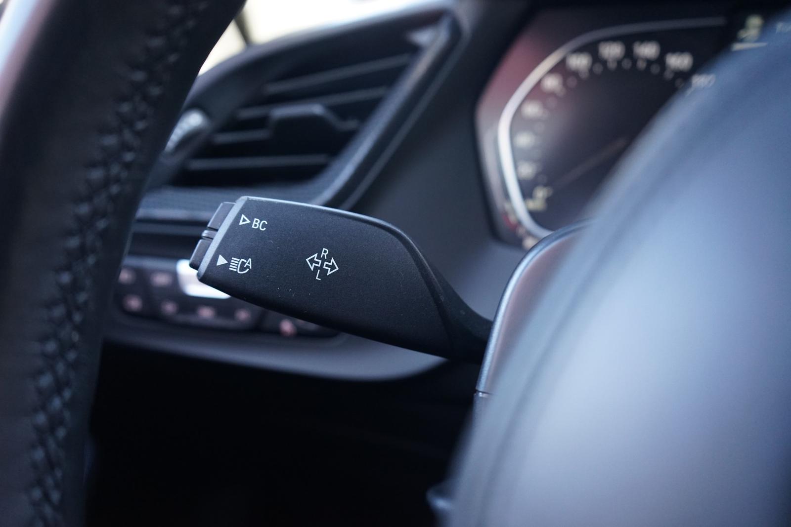 BMW 118 i Advantage LED Navi Klimaaut. Kamera, миниатюра 27