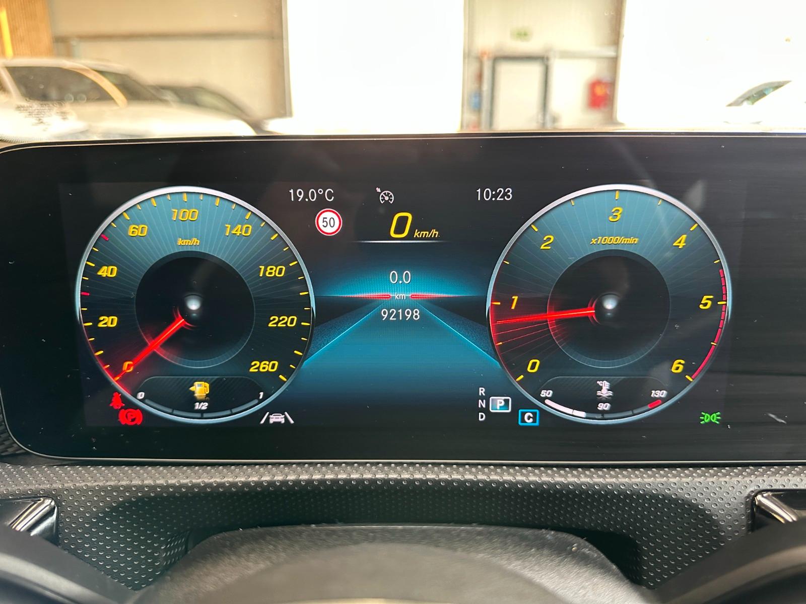Mercedes-Benz CLA 180 d *AHK*LED*, миниатюра 12
