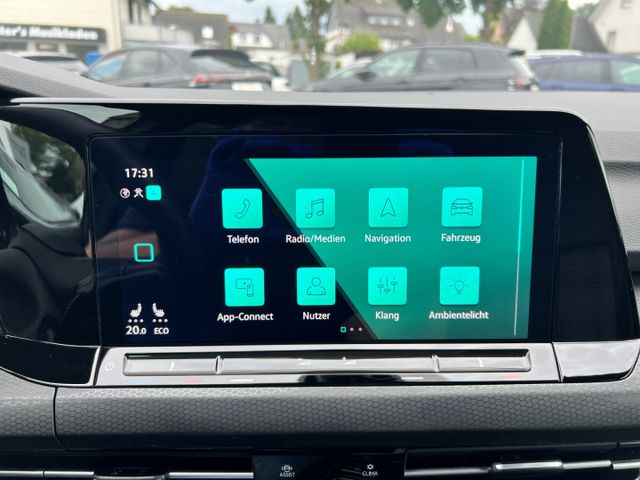 Golf VIII GTE 1.4 TSI DSG LED Navi 18 Zoll
