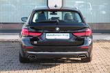 BMW 540 d xDrive Touring Luxury*NAVI*ACC*AHK*PANO* - BMW 540 aus 2023