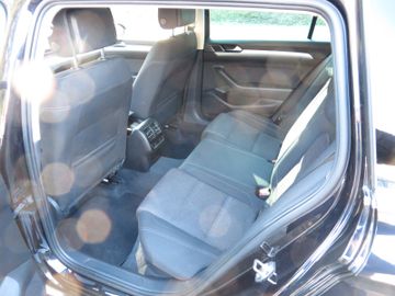 Volkswagen Passat Variant - 10