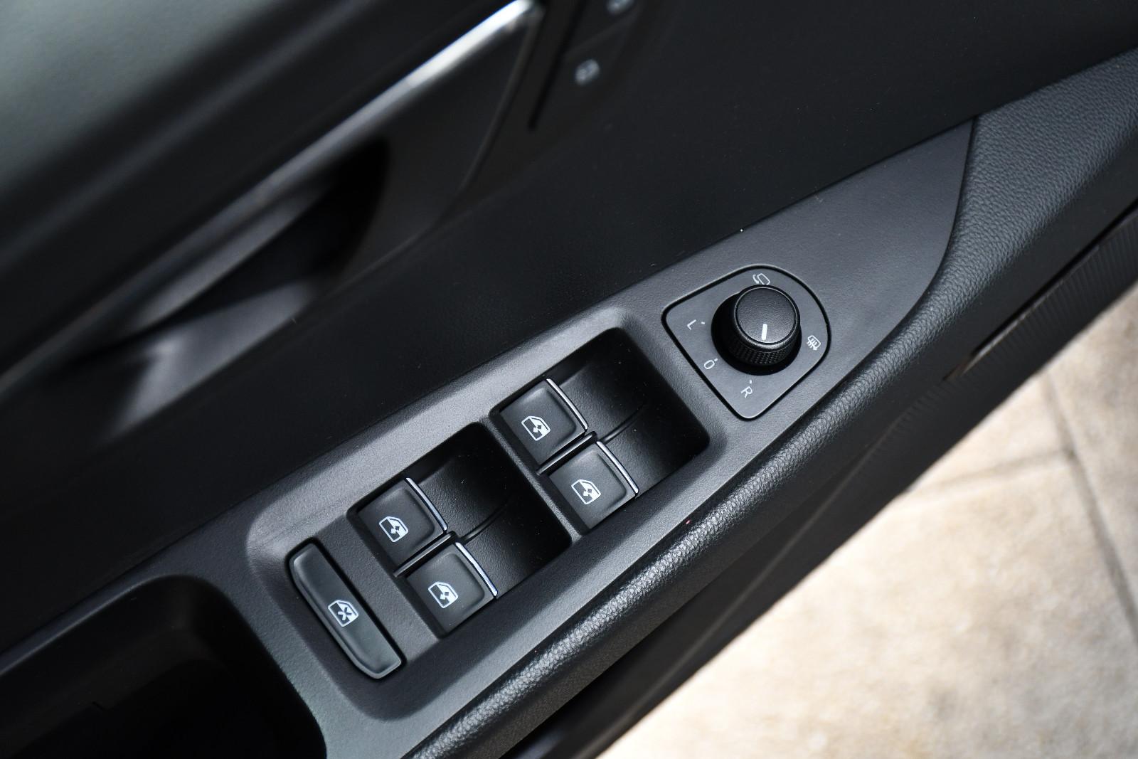 SEAT Leon ST FR 1.8 TSI DSG – 180 ch – LED – Navigation - 1ère main