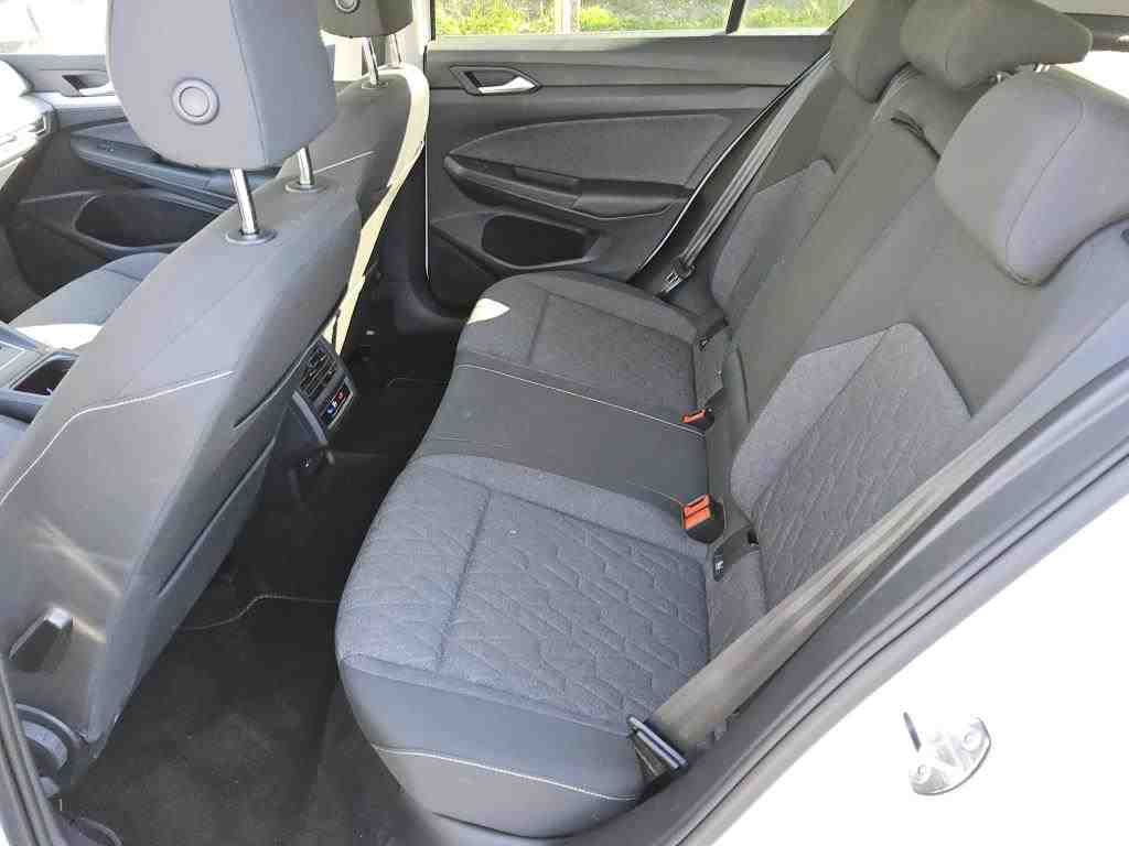 Volkswagen Golf VIII 1.0 eTSI DSG MOVE CarPlay|ACC|LED|PDC foto 10