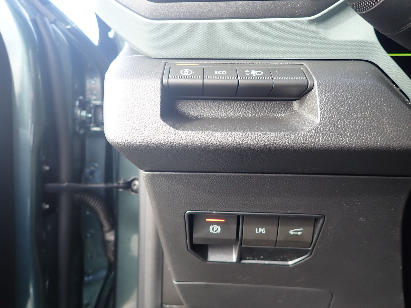 Fahrzeugabbildung Dacia Bigster Extreme Mild Hybrid-G 140 GAS