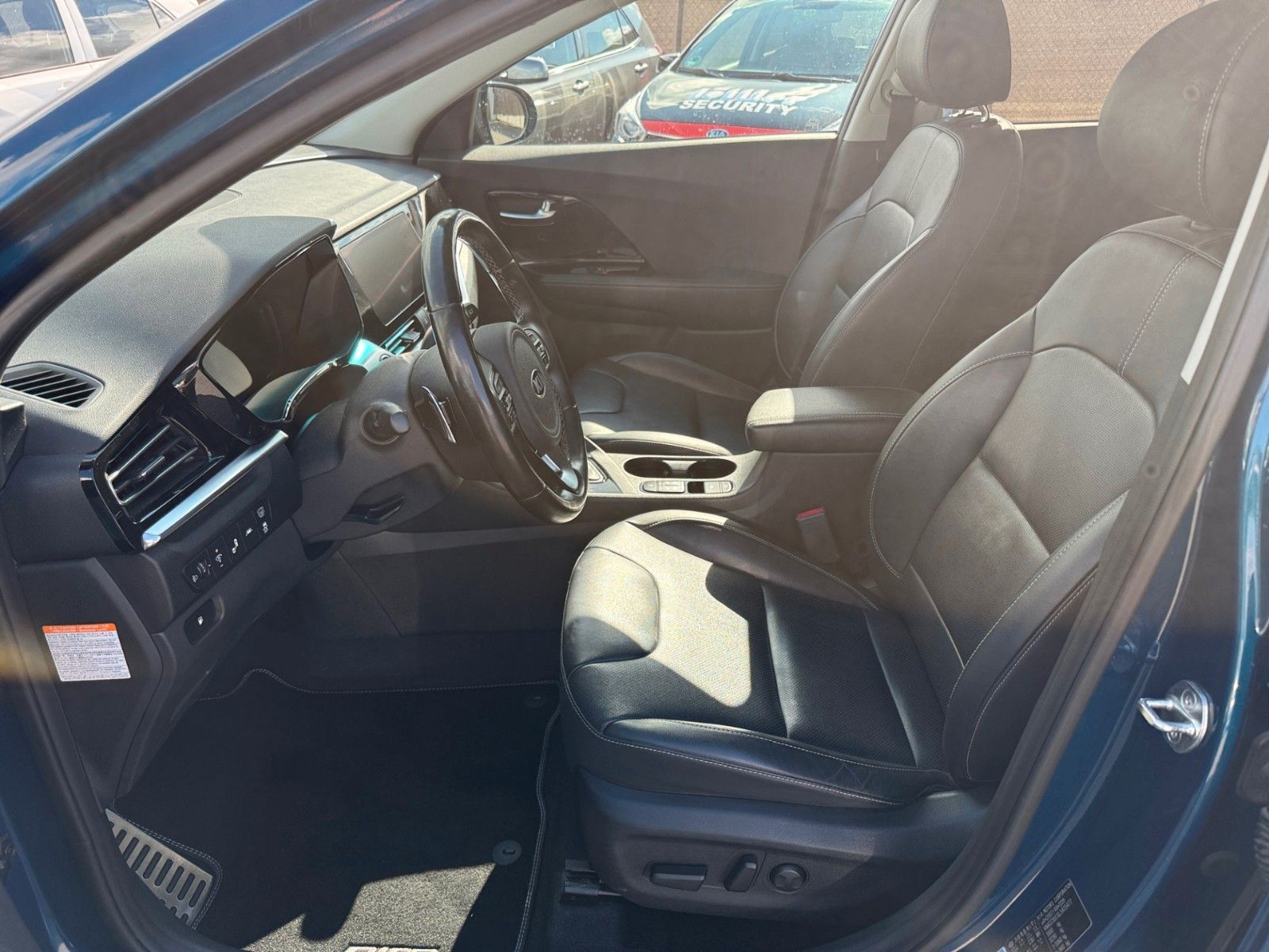 Fahrzeugabbildung Kia Niro 1.6 HEV Spirit Leder Glasdach