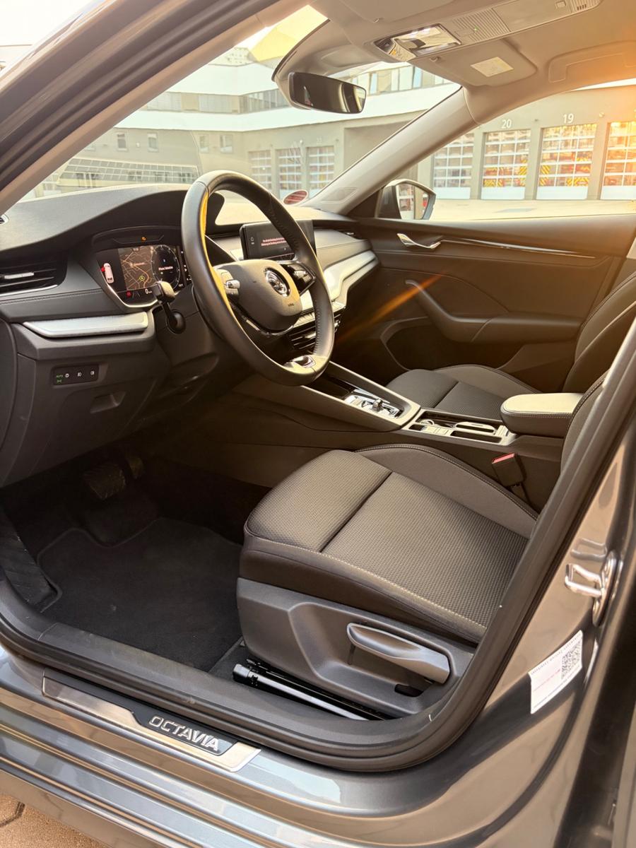 Skoda Octavia 1.5 TSIe-TEC DSG Combi Tour Sondermodell
