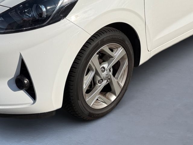 Fahrzeugabbildung Hyundai i10 Connect & Go 1.0 +KLIMA+NAVI+CARPLAY+RFK+SHZ