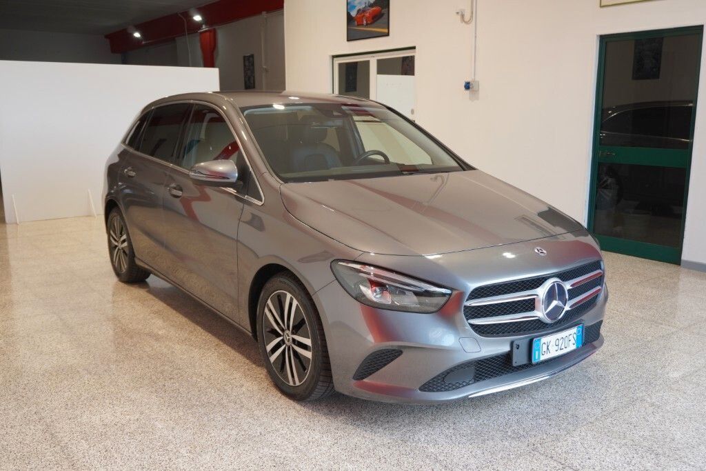 Mercedes-Benz MERCEDES-BENZ B 180D 115CV AUTOMATIC SPORT PLUS imagem 3