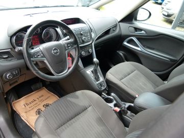 Opel Zafira - 11