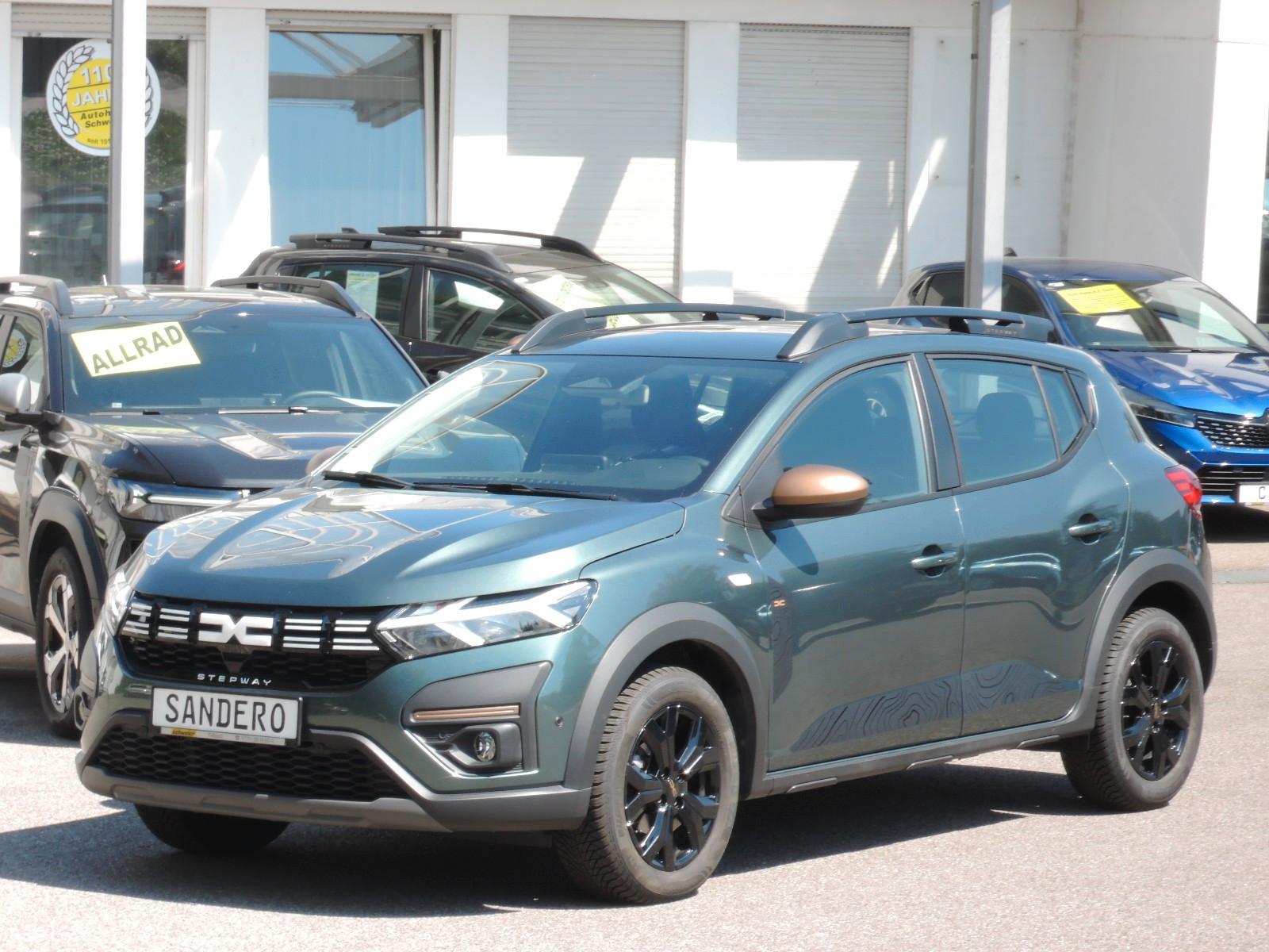 Dacia Sandero TCe 90 CVT Stepway Extreme  GJR,Glasdach