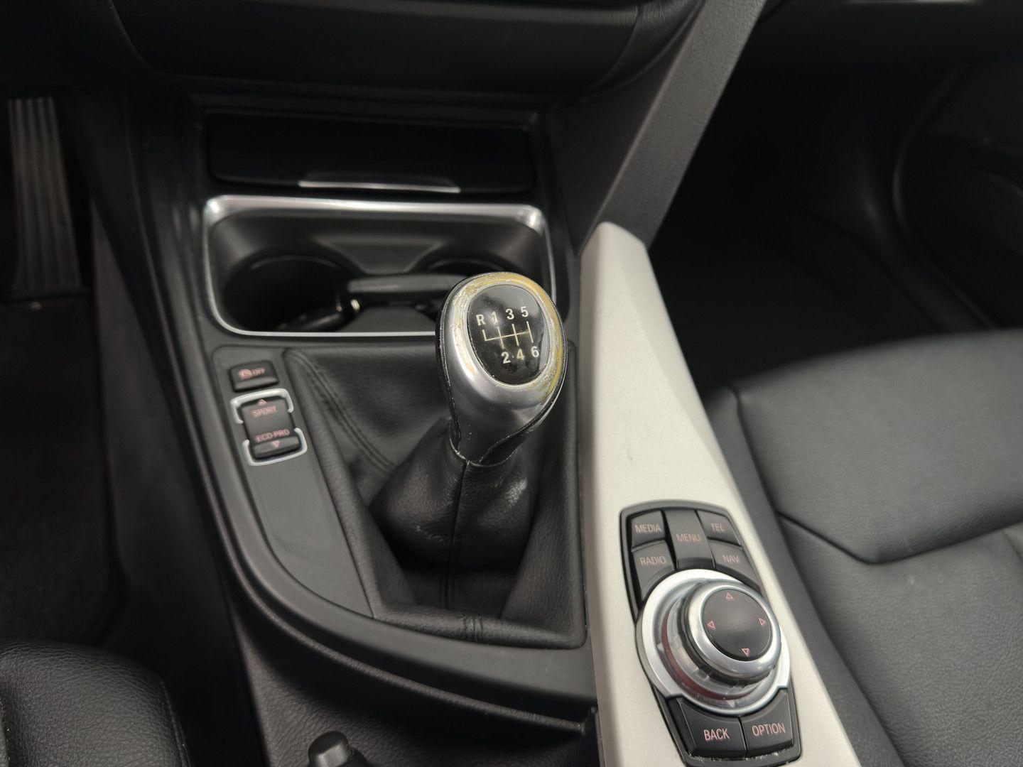 BMW 316 2015 — photo 15