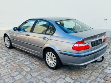 BMW 318 - 4