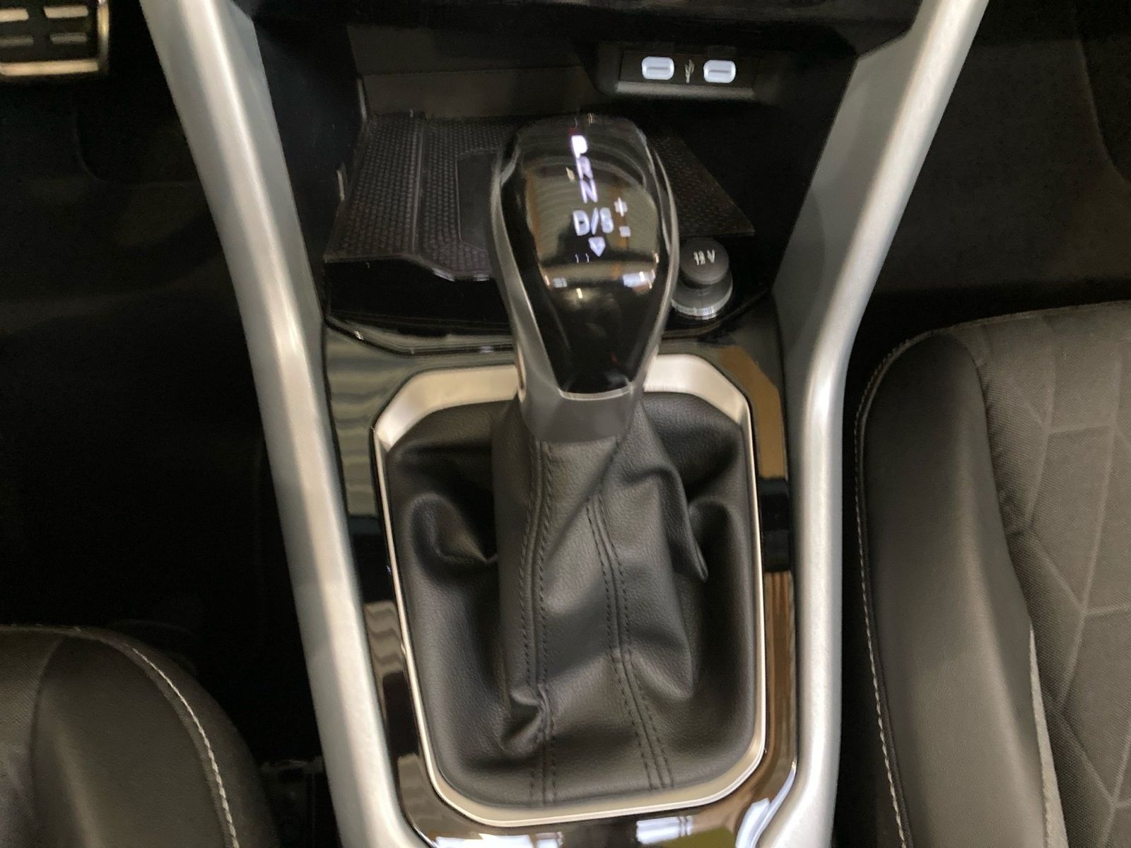 Volkswagen T-Roc - Bild 17