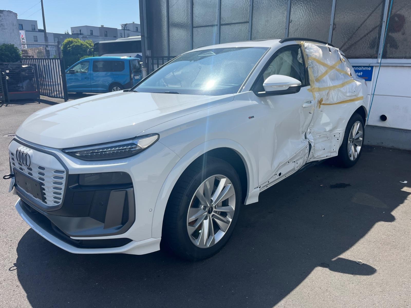 Audi Q6 e-tron / Car DRIVES ! / Pyro Fuse changed