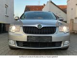 Skoda Superb 2.0 TDI Combi Ambition AHK*XENON*1.HAND* - Skoda Superb aus 2012