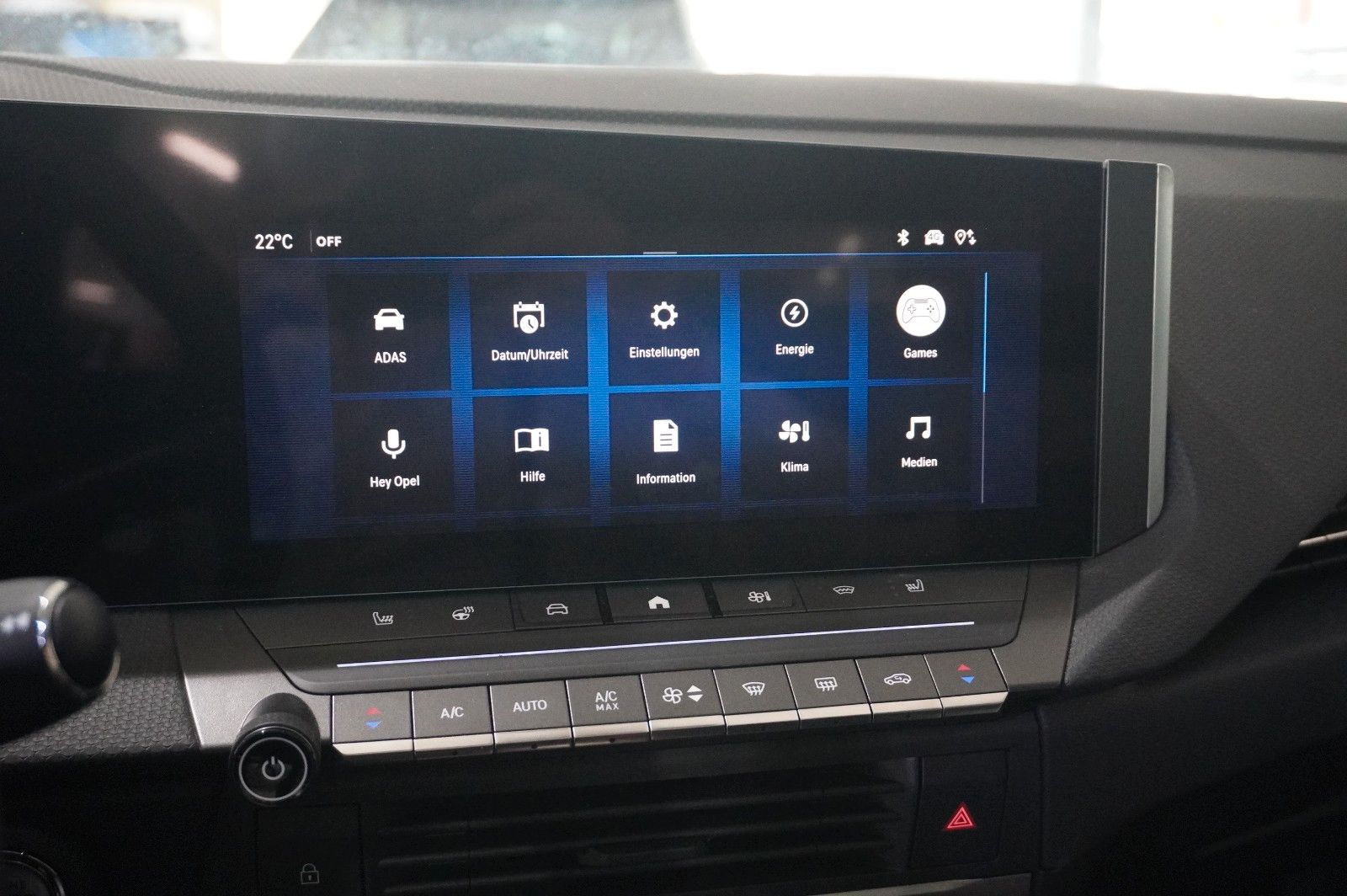 Fahrzeugabbildung Opel Astra L Lim. 1.6 HYBRID ELEGANCE NAVI/LED/KAMERA