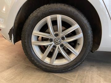 MYAUTOCENTER – Gebraucht- und Jahreswagen mit Werkstattservice in Pfaffenhofen Volkswagen Golf VII Lim. Comfortline BMTStart-Stopp*Klima*