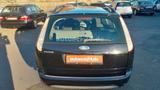Ford Focus Turnier Style + 8-fach Bereifung - Ford Focus aus 2010: Turnier