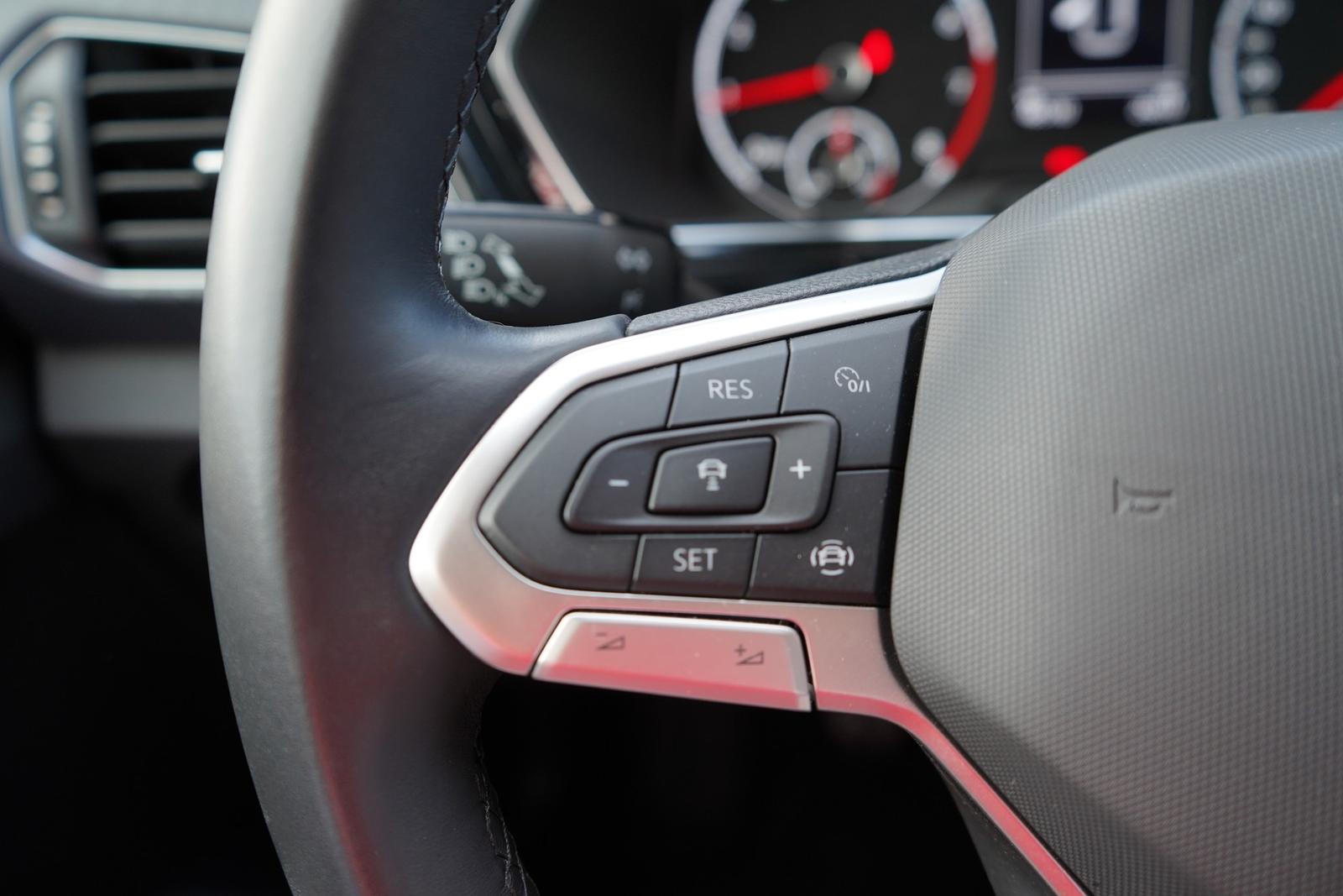 Volkswagen T-Cross 1.0 R-Line LED ACC Totwinkel App-Connect