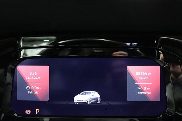 Golf GTE 1.4 TSI eHybrid ACC NAVI SHZ SPORTFW BT