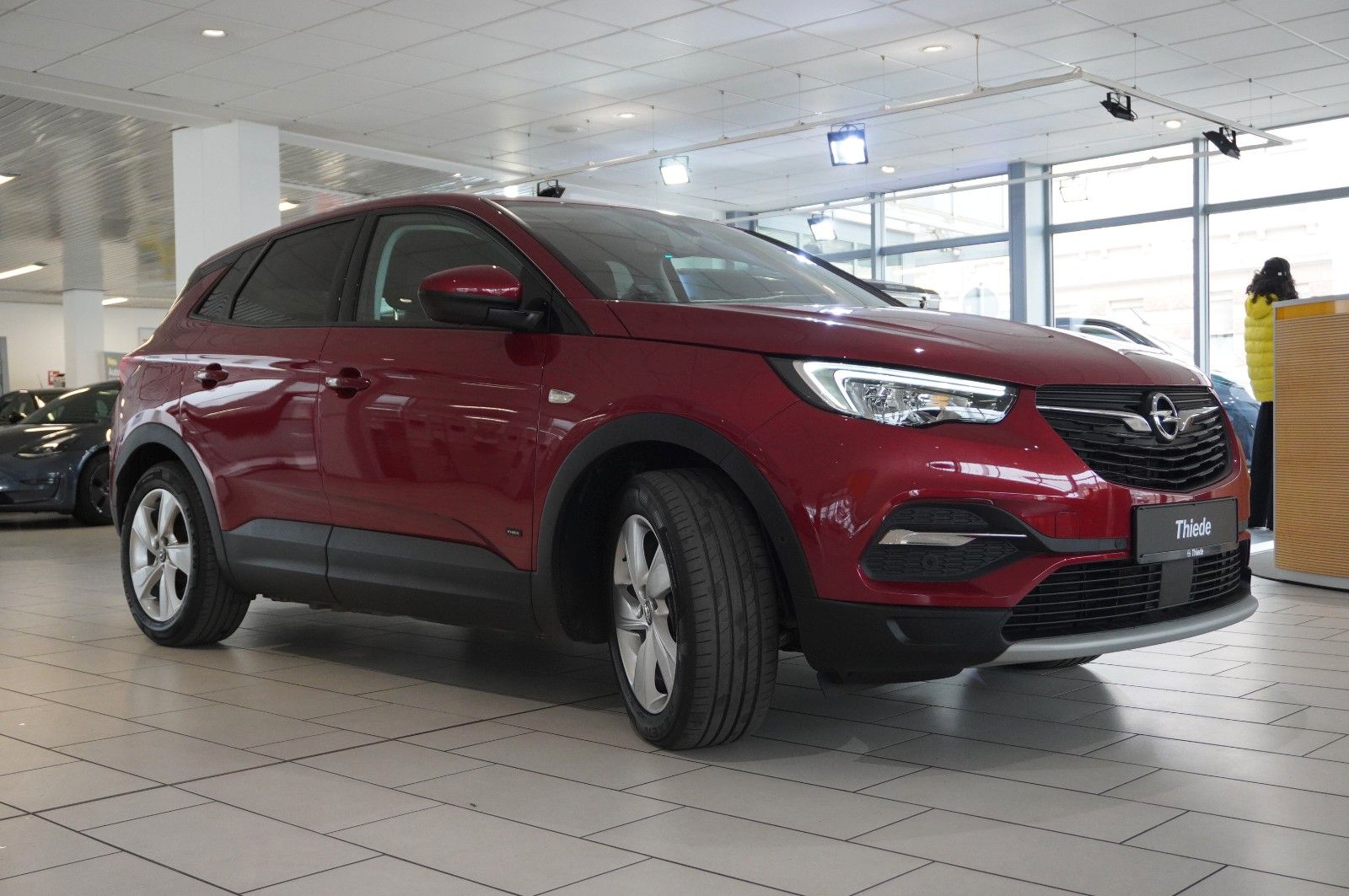 Fahrzeugabbildung Opel Grandland (X) 1.6 HYBRID ELEGAN. NAVI/KAMERA/AHK