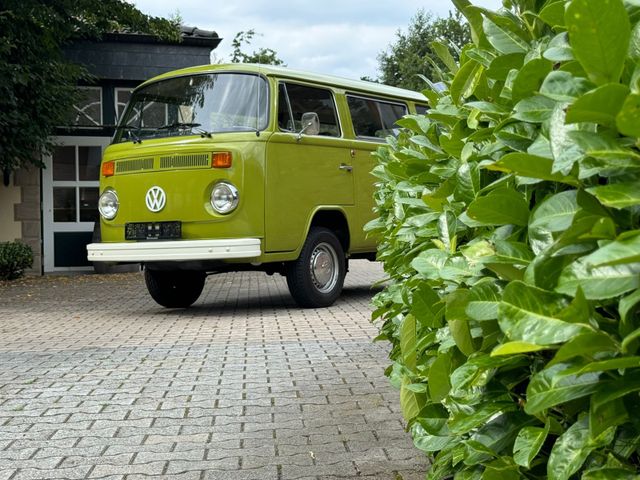 Volkswagen T2 Fensterbus 9 Sitzer frame off
