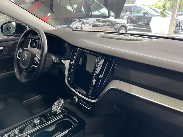Volvo V60 T6 Inscription Recharge AWD ACC AHK Pano LED