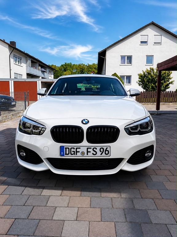 Image of BMW 118