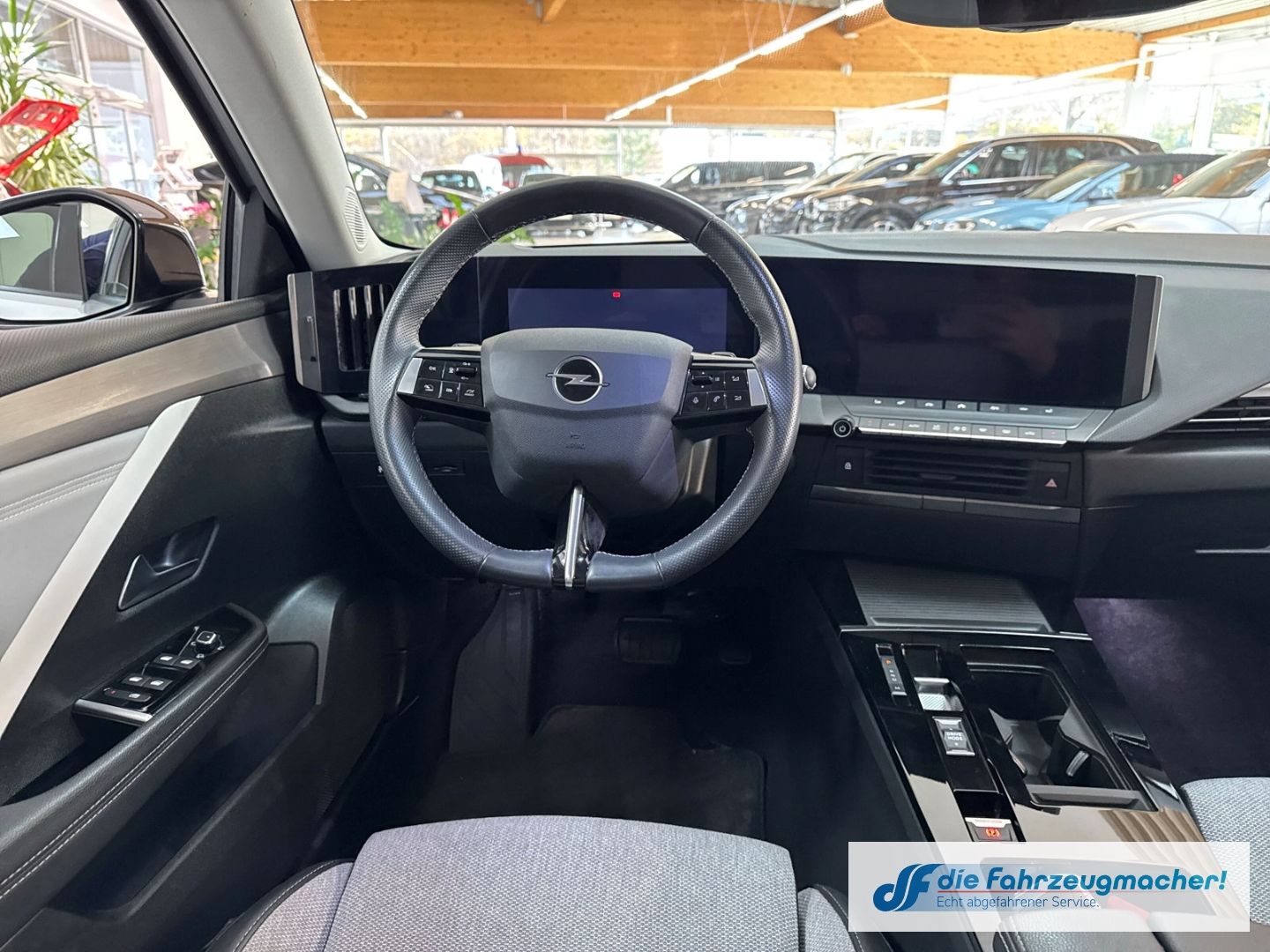 Fahrzeugabbildung Opel Astra L Sports Tourer Elegance 1.5 D EU6e Navi L