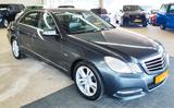 Mercedes-Benz E 200 CGI Lim. ATG  *AHK*SHZ*CarPlay*PDC*RK*TEM* - Mercedes-Benz E-Class aus 2012