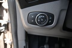 FORD Tourneo Connect 1.0 EcoBoost PDC Sitzhz.