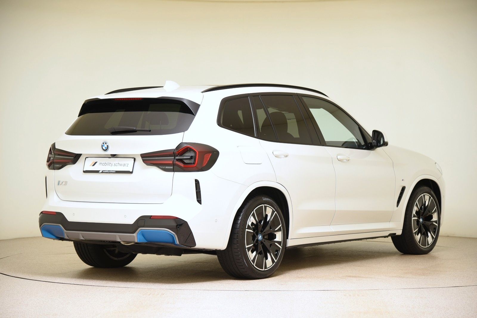BMW iX3 Impressive AHK LED Gestik HUD DAB Pano 360° foto 3