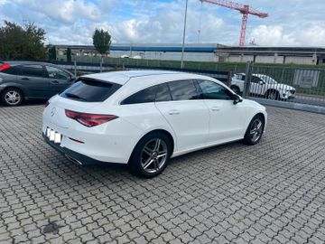 Mercedes CLA 200 Shooting Brake - 3