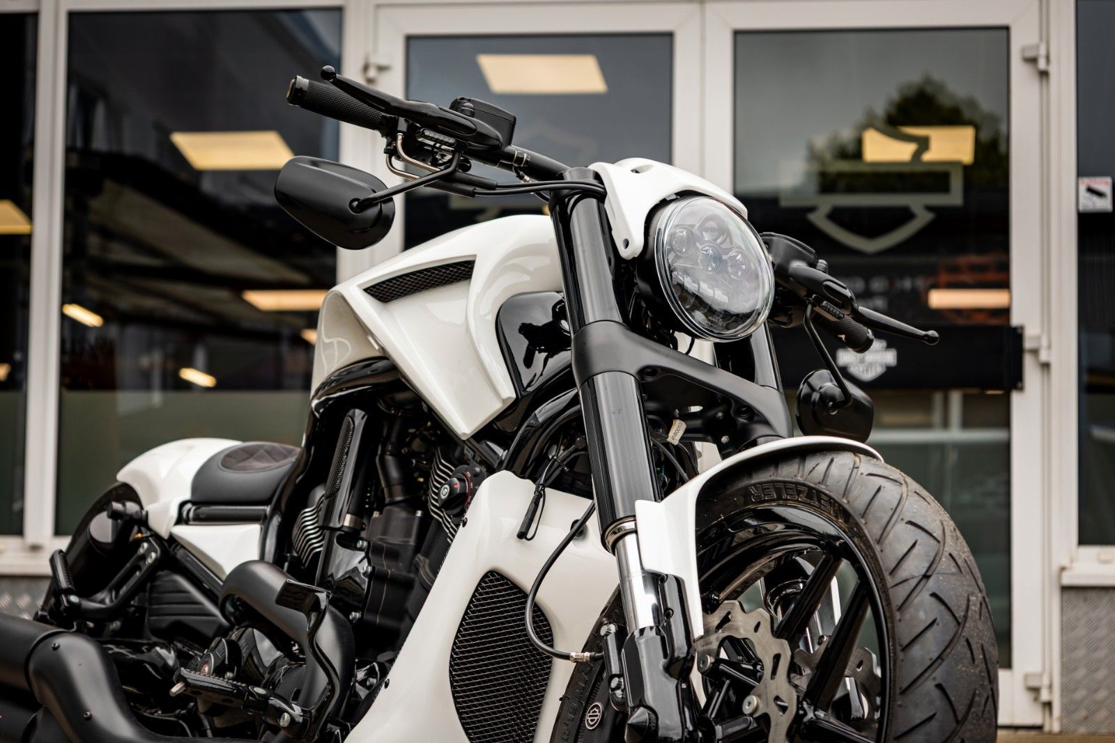 Fahrzeugabbildung Harley-Davidson VRSCDX Night Rod Special -BBC- Jekill&Hyde-