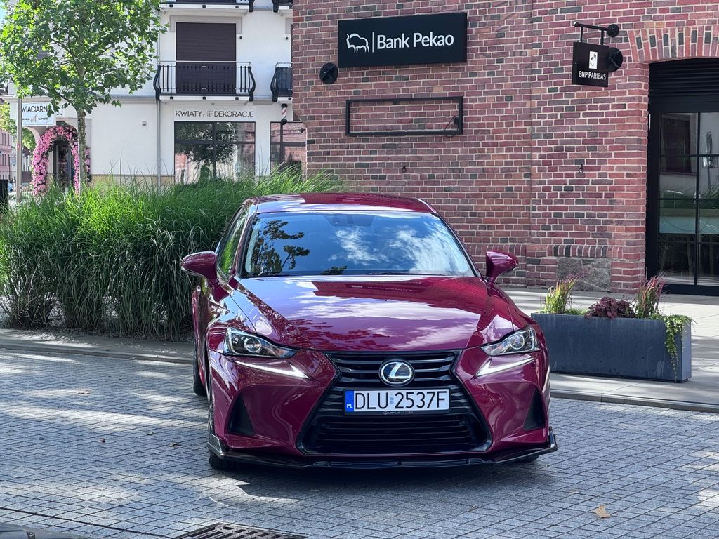 Image of Lexus IS 200