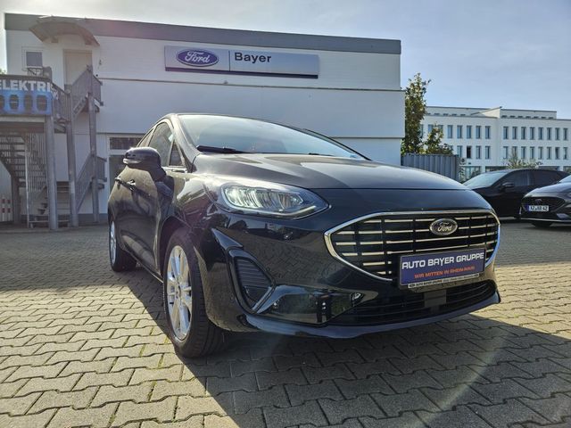 Ford Fiesta 1.0 EcoBoost Hybrid S&S TITANIUM