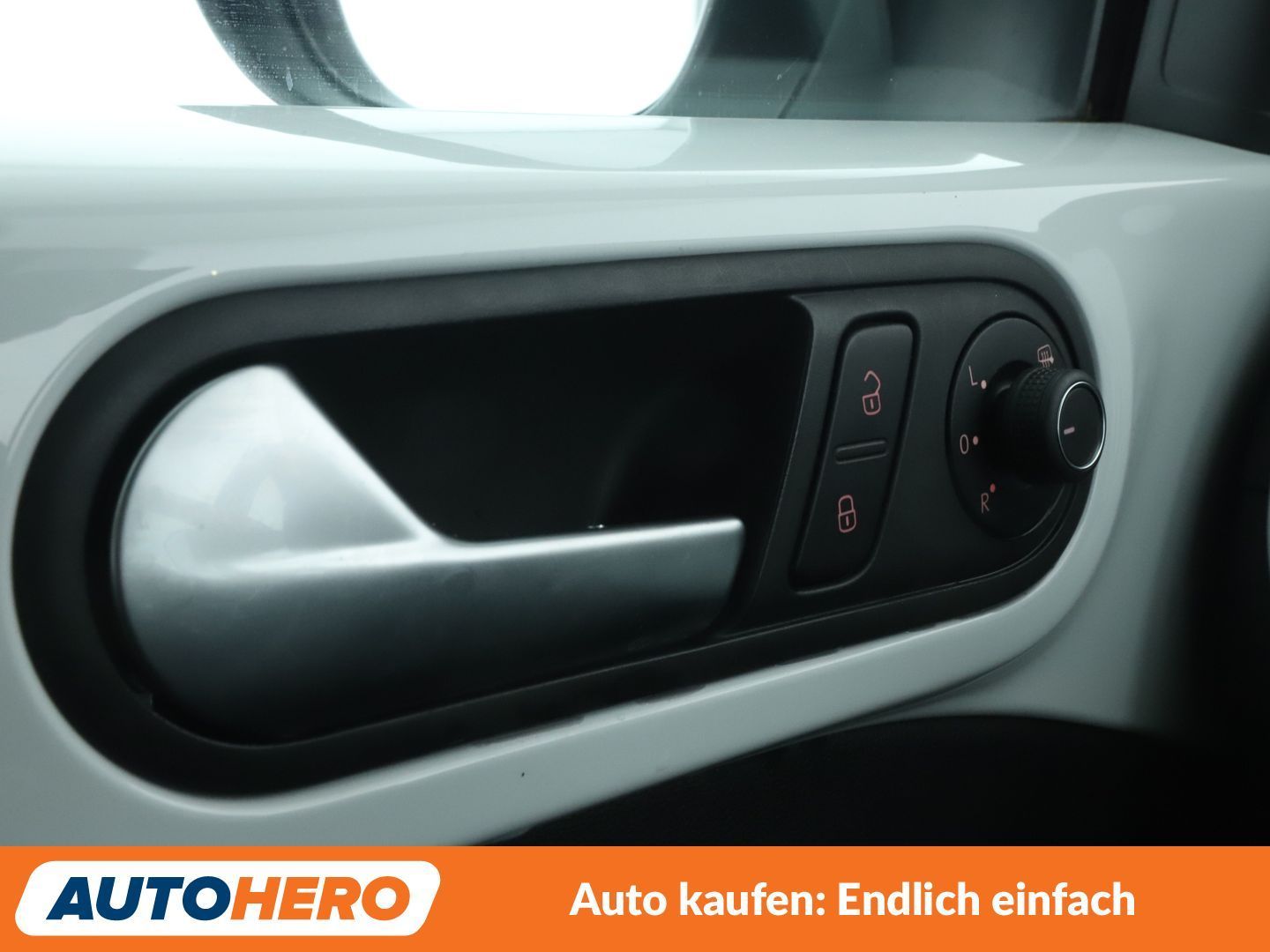 Volkswagen Beetle 2.0 TSI Sport BMT Aut. *NAVI*TEMPO*PDC* foto 25