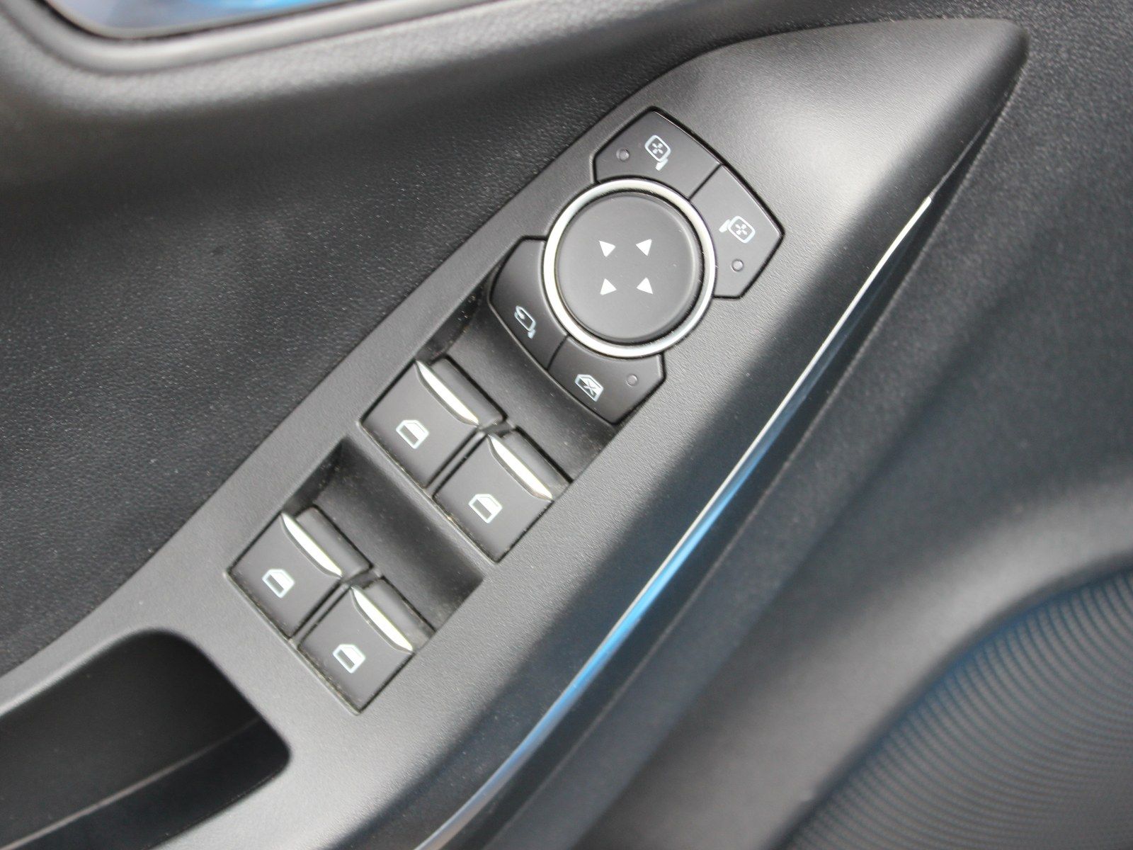 Fahrzeugabbildung Ford Puma ST-Line 1,0 EcoBoost