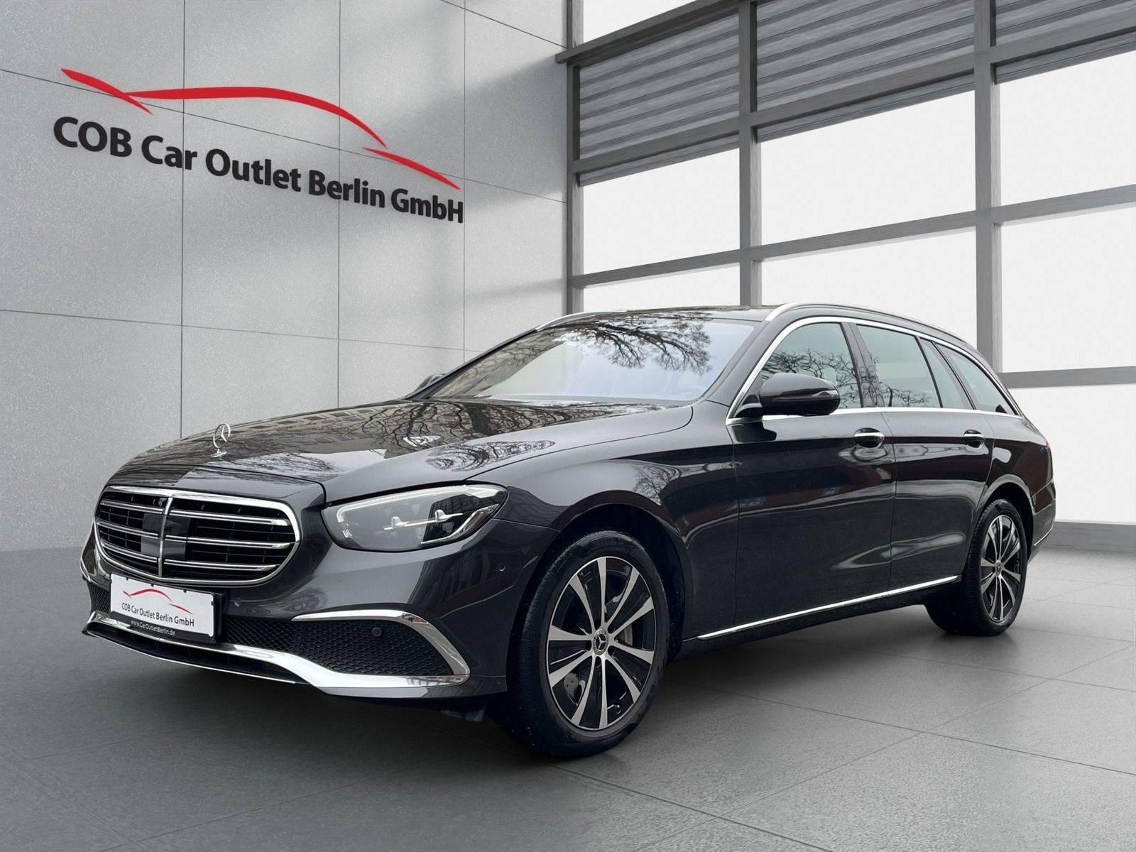 Mercedes-Benz E 300 de T 4M Exclusive Pano HUD 360Kam Distroni