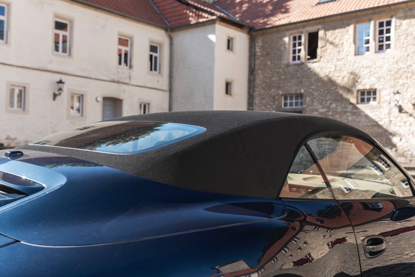 Fahrzeugabbildung Porsche 911 Carrera S Cabrio PDLS Bixenon Bose 111 Check