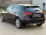 Mercedes-Benz A 250 Standheizung/Panorama/Automatik - schwarze Mercedes-Benz A 250