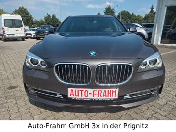 BMW 730 - 7