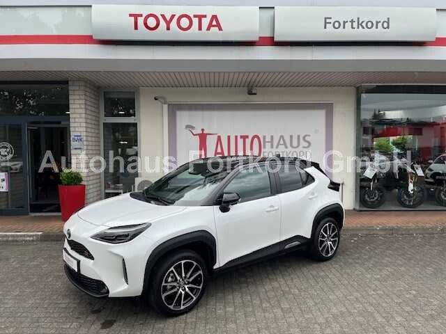 Toyota Yaris Cross Hybrid 1.5 GR Sport -  LED, Navi, el