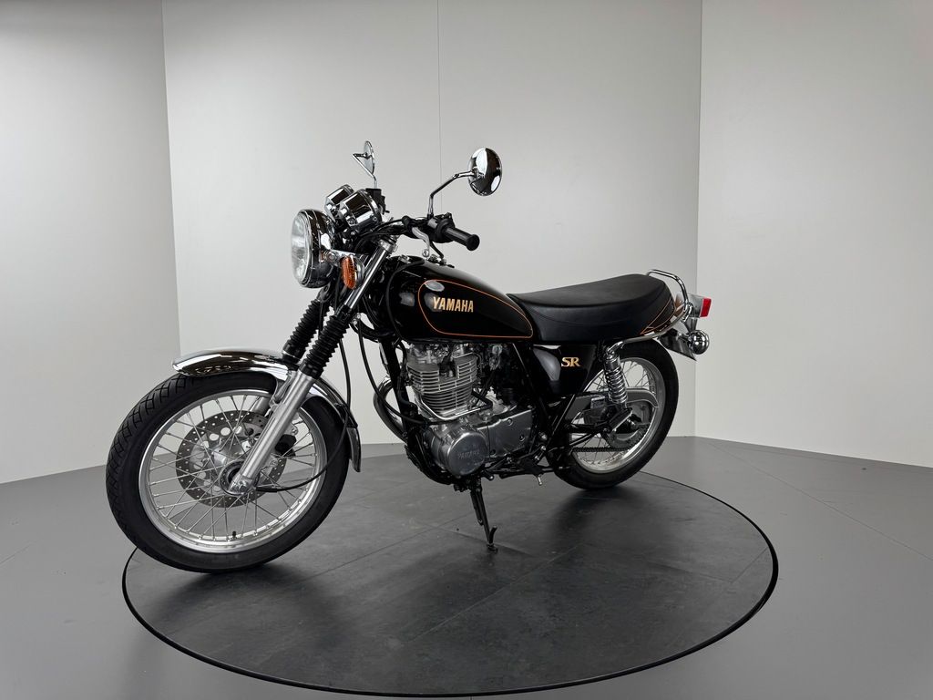 Fahrzeugabbildung Yamaha SR 400 *TOP-ZUSTAND *SERVICE NEU
