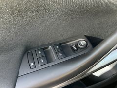 Fahrzeugabbildung Opel Astra K 1.2 Turbo Navi Sitzhzng Einparkhilfe 16"