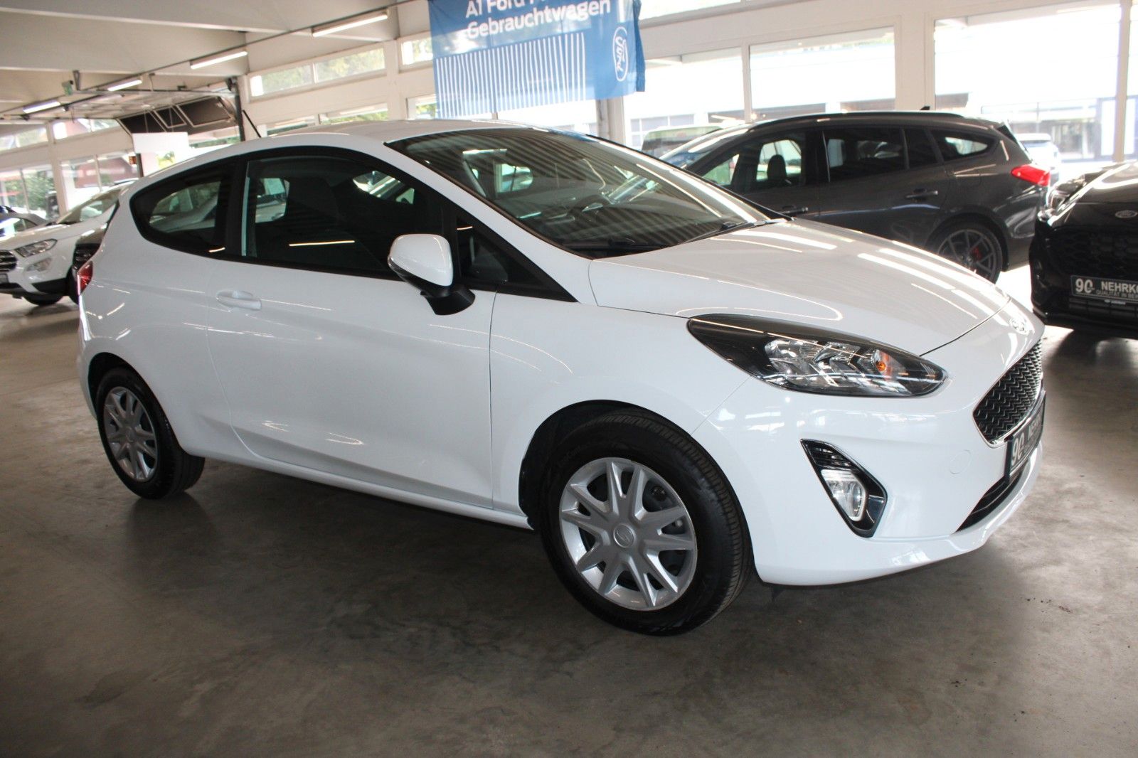 Fahrzeugabbildung Ford Fiesta Trend LED KLIMA WinterPaket DAB 1. Hand