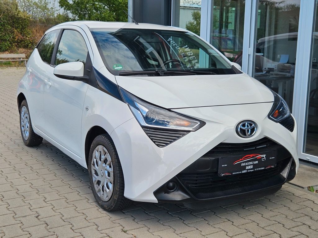 Image of Toyota Aygo (X)